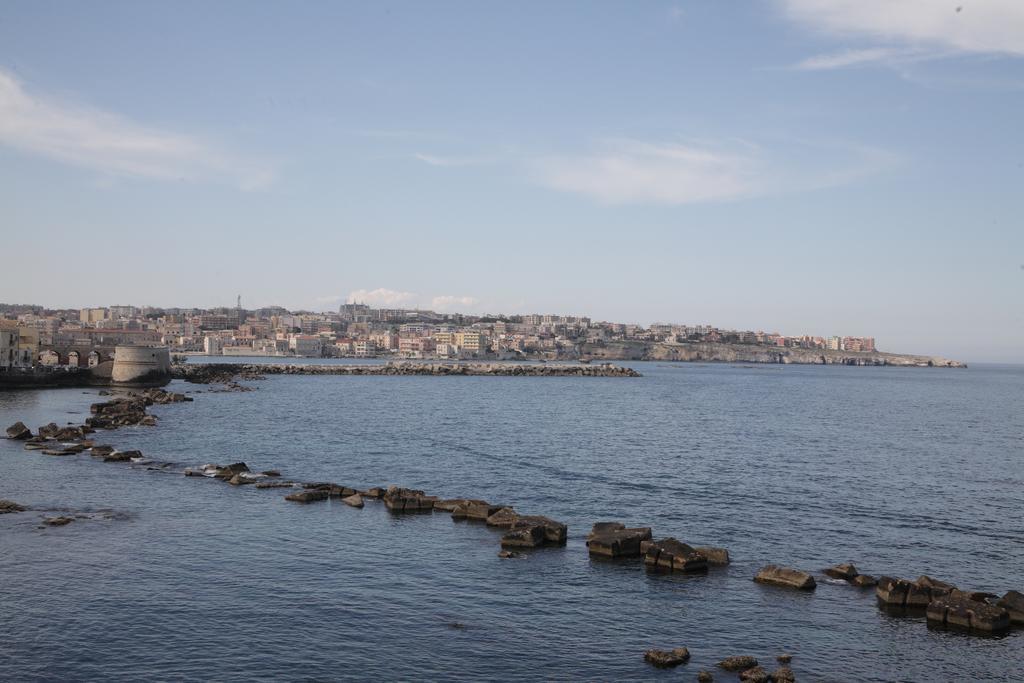 Maestranza Apartment